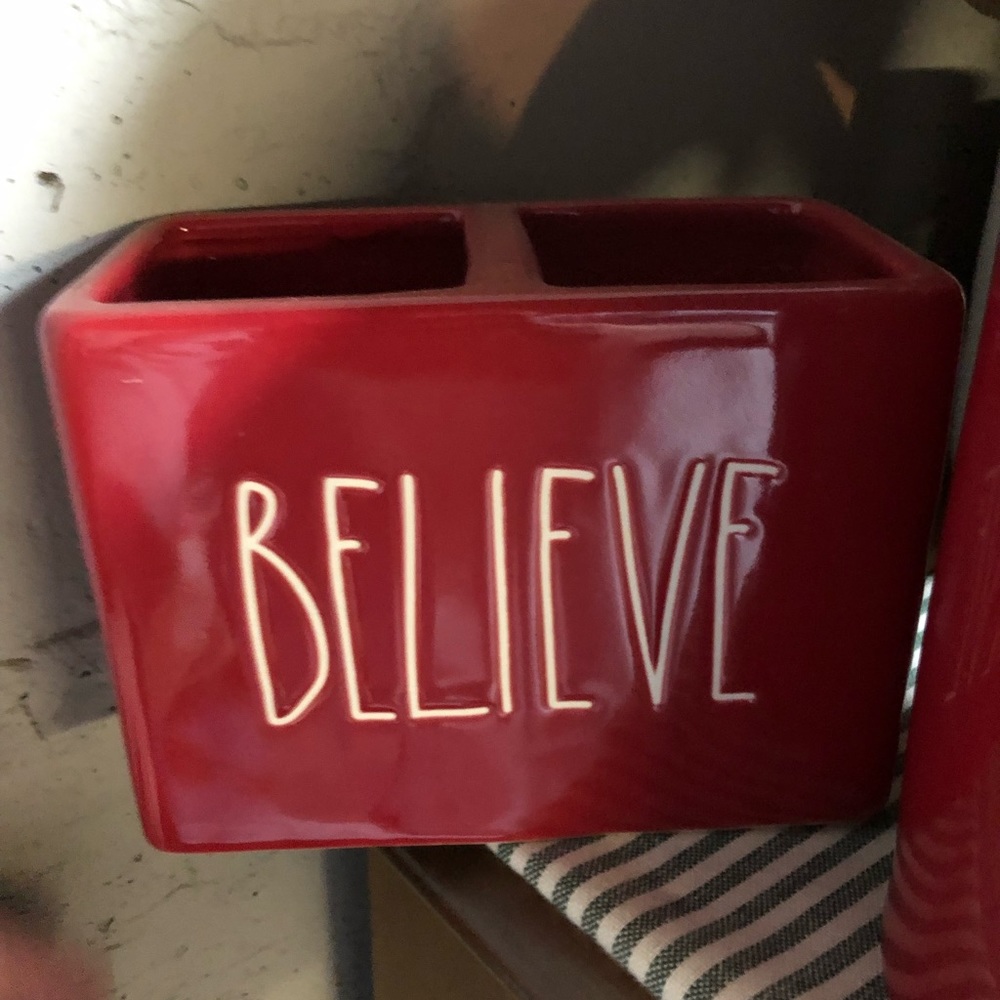 Rae Dunn “Believe” Bathroom organizer